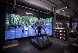 Join the Nike+ Running Club virtually in the Trial Zone, for a 90-second run along Central Park or the West Side Highway.