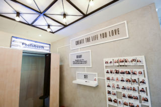 A photo booth and ‘goal wall’ lends a sense of inspiration and community.