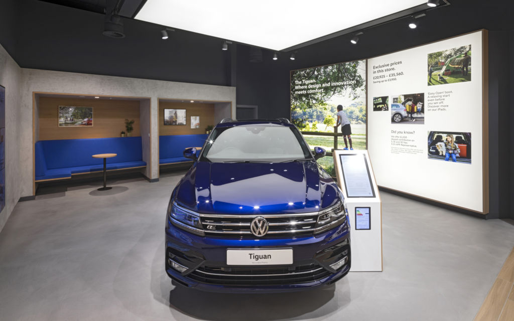 Volkswagen Showroom Store, Birmingham, UK Echochamber