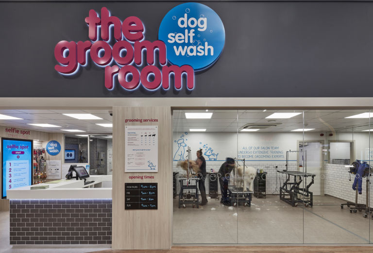 Pets at Home, Stockport Echochamber