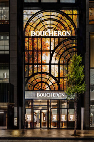 Random Studio created a seasonal digital garden with circadian rhythms for the facade of the Boucheron flagship in Ginza Tokyo. Photo by Propaganda Studios.